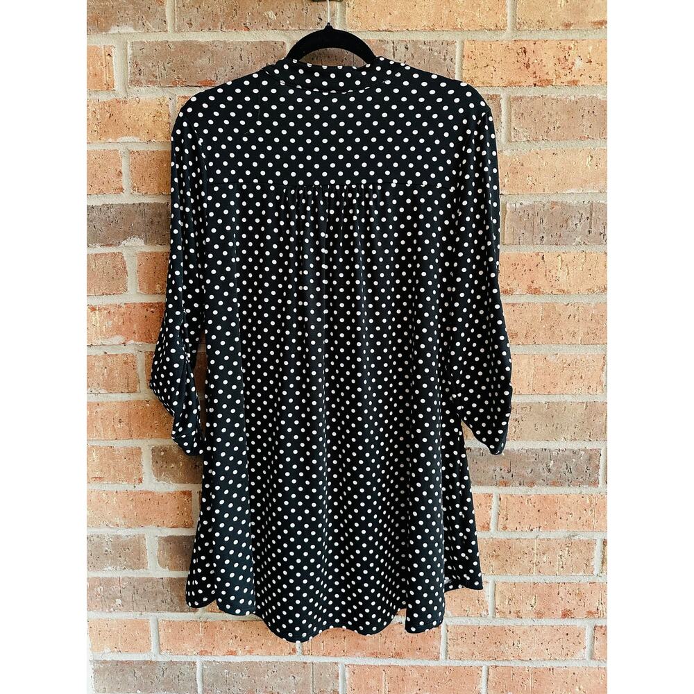 One Fashion U.S.A Polk a dot Blouse XL - Picture 2 of 4